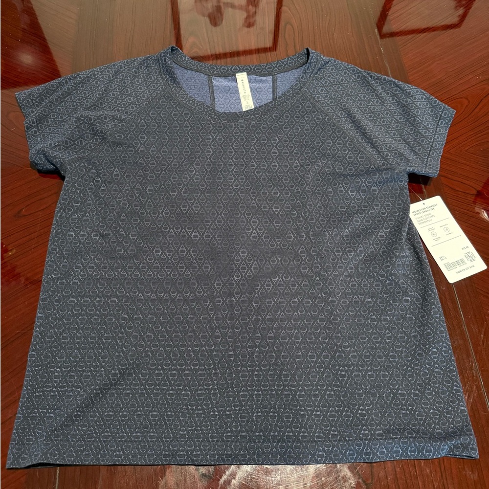 Athleta Short Sleeve Top xl
